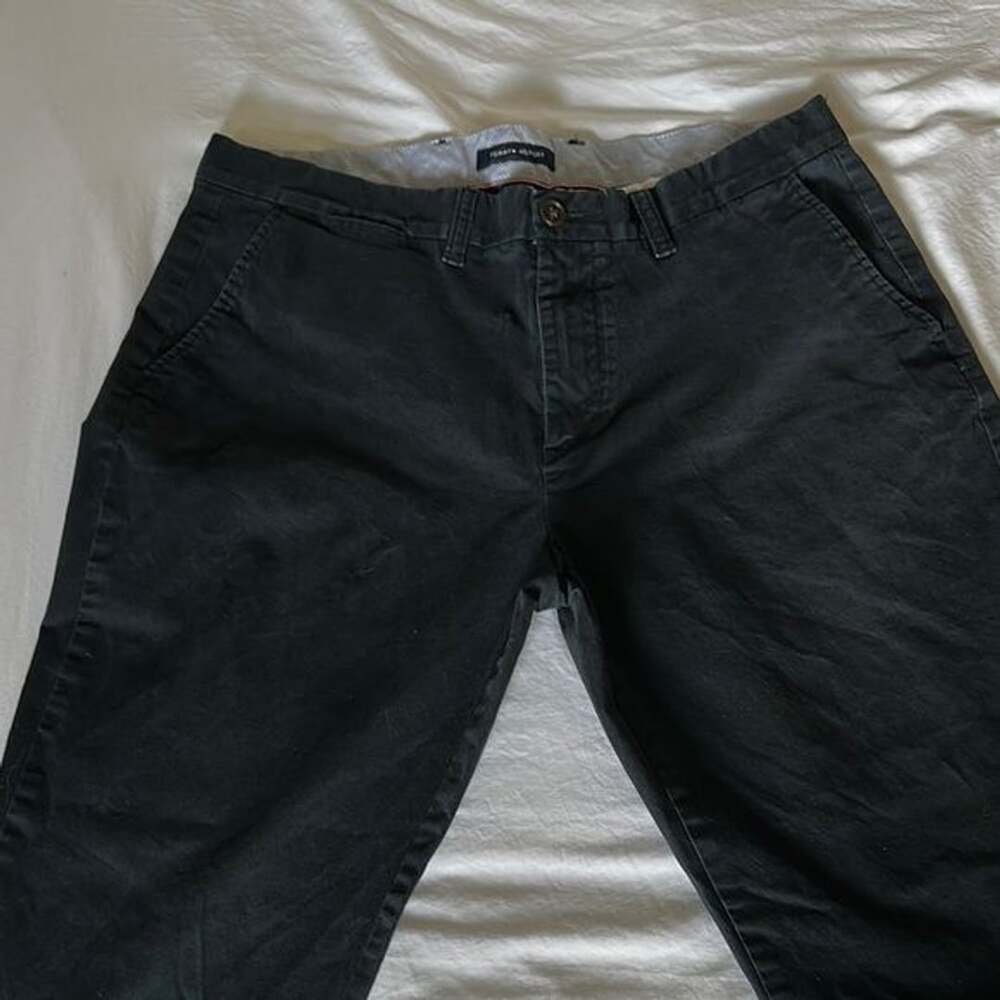 Men's Black Pants Tommy Hilfiger size 36x30